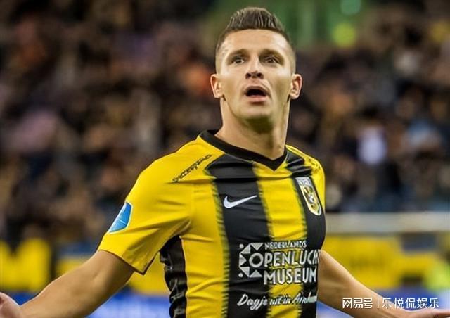 梭鱼湾体育 梭鱼湾体育