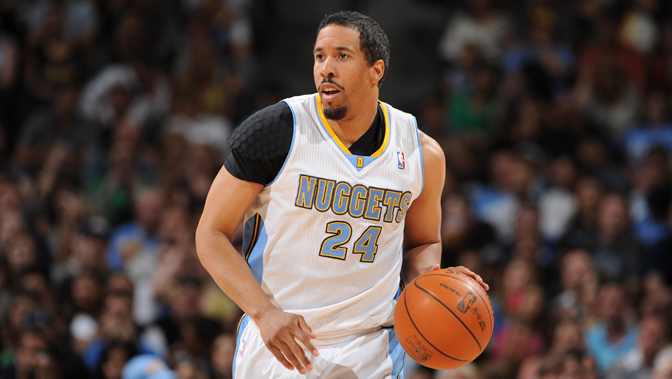 懈可击的默 懈可击的默