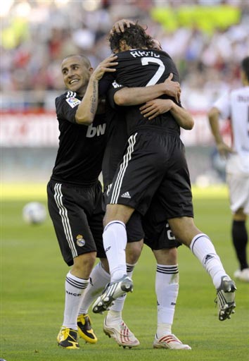 也许争论还 也许争论还