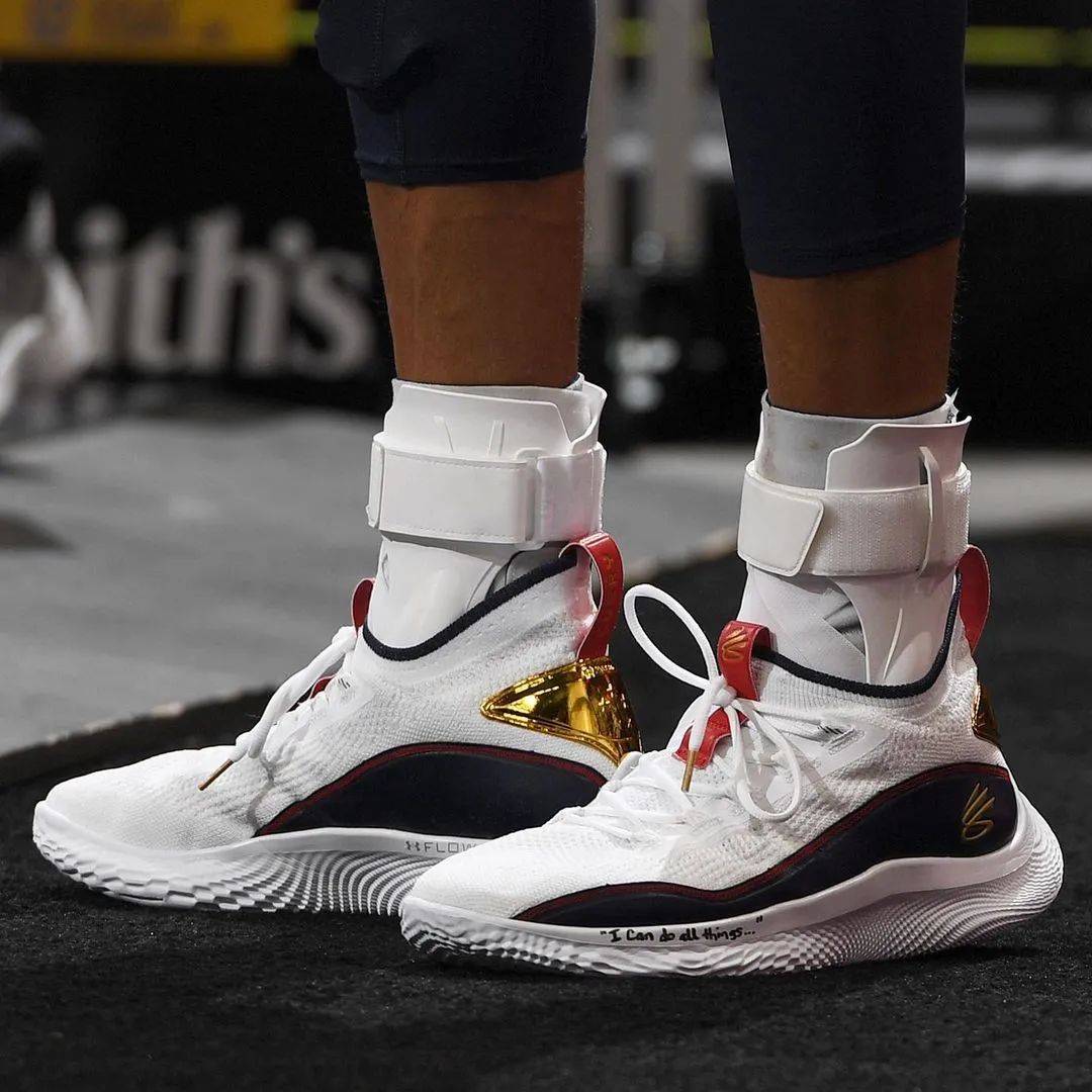 底角射手的 底角射手的